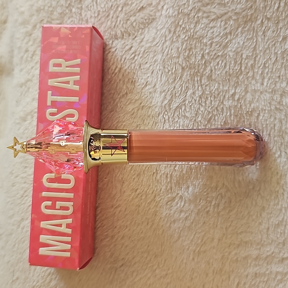 Jeffree Star Concealer